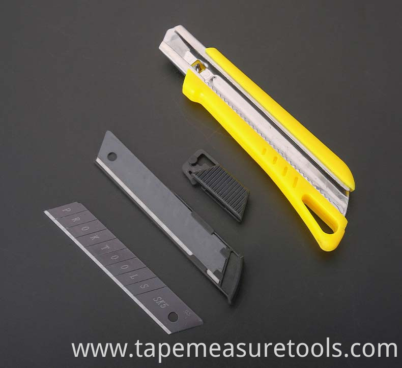 18mm SK5 black blade utility knife